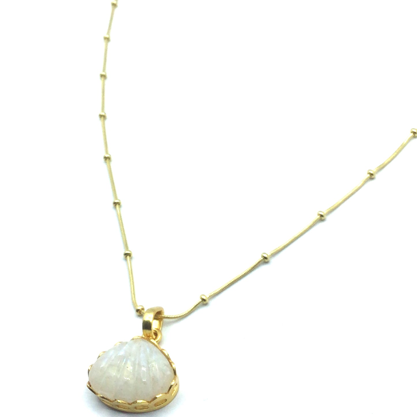 18ct Gold Vermeil Carved Moonstone Pendant