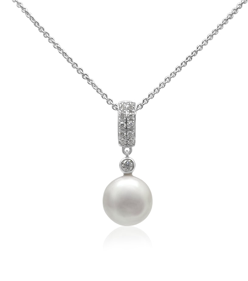 18ct White Gold Diamond & Pearl Pendant 0.14ct