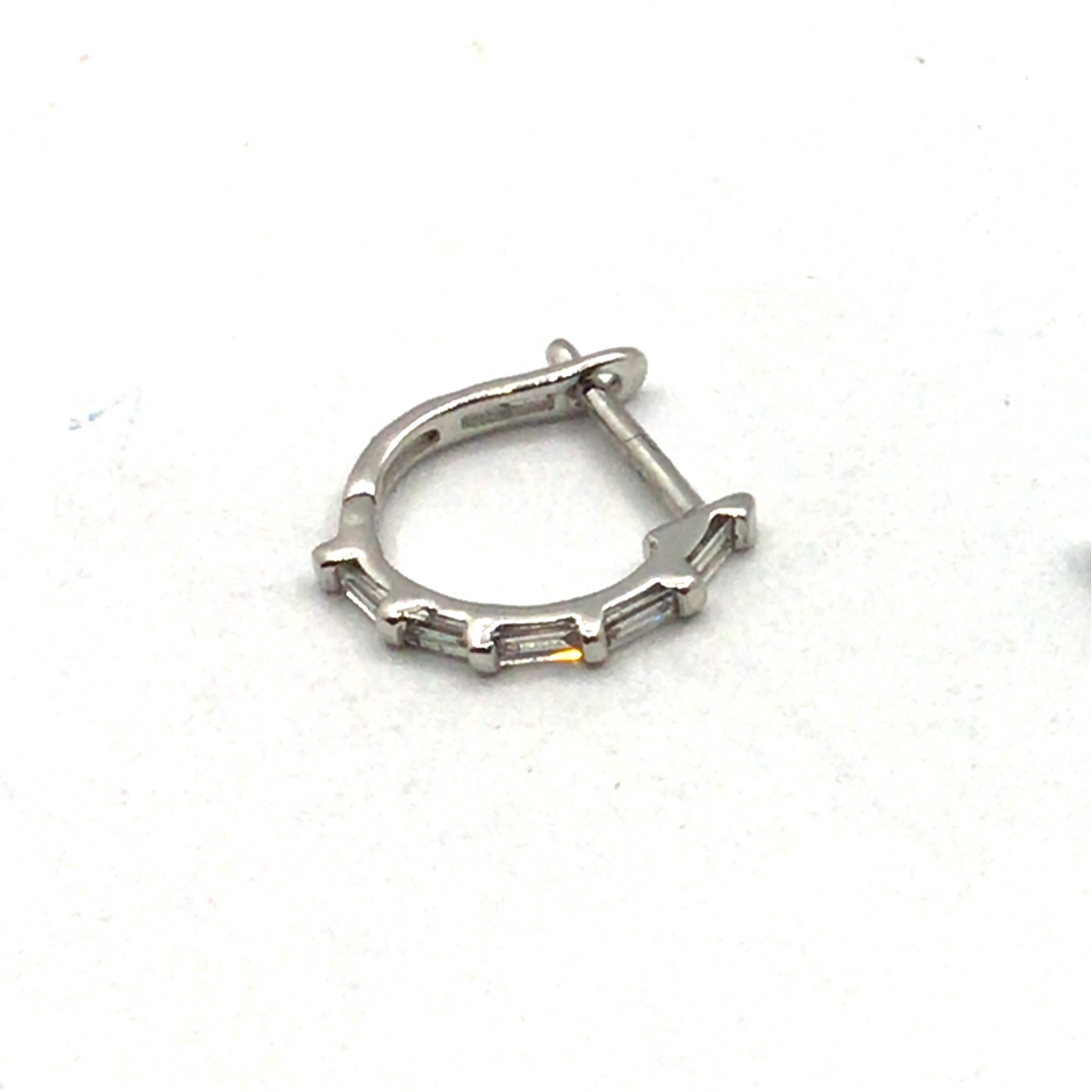 Single 9ct white gold diamond hoop 10mm