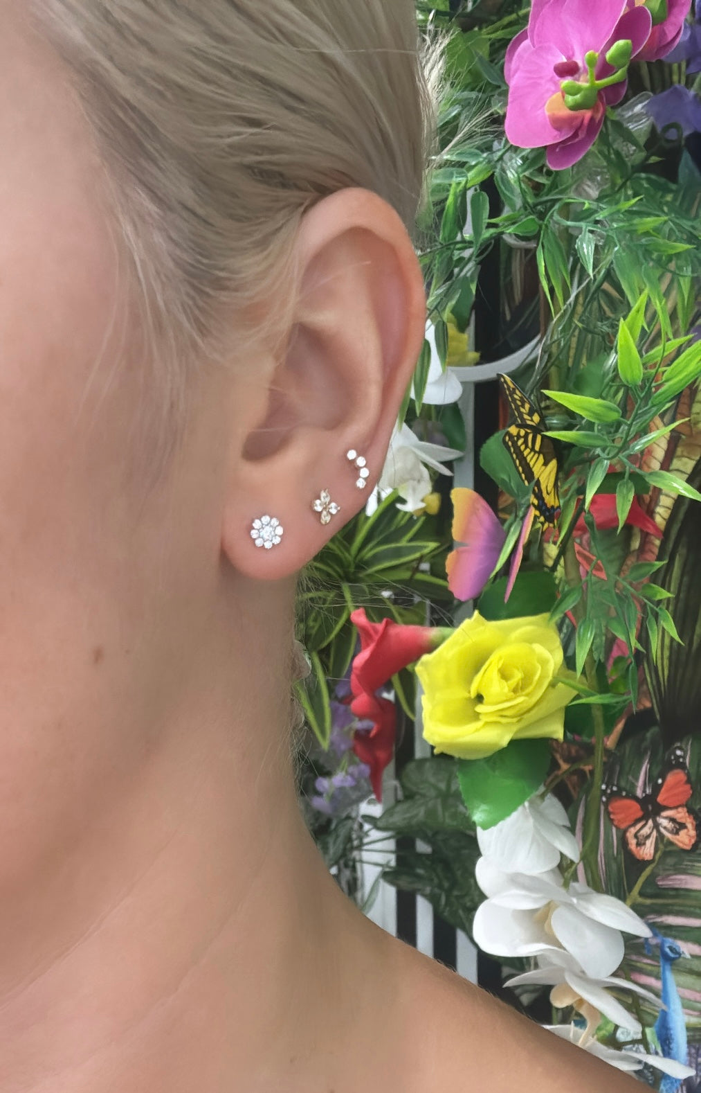 8 Petal Flower Diamond Cluster Stud Earrings, in 18ct White Gold with Screw Backs