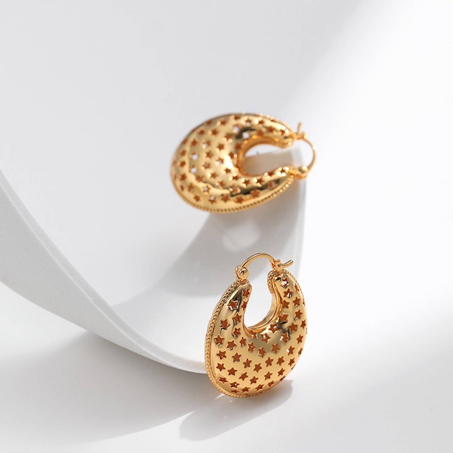 Gold Plated Vintage Style Hollow Star Earrings