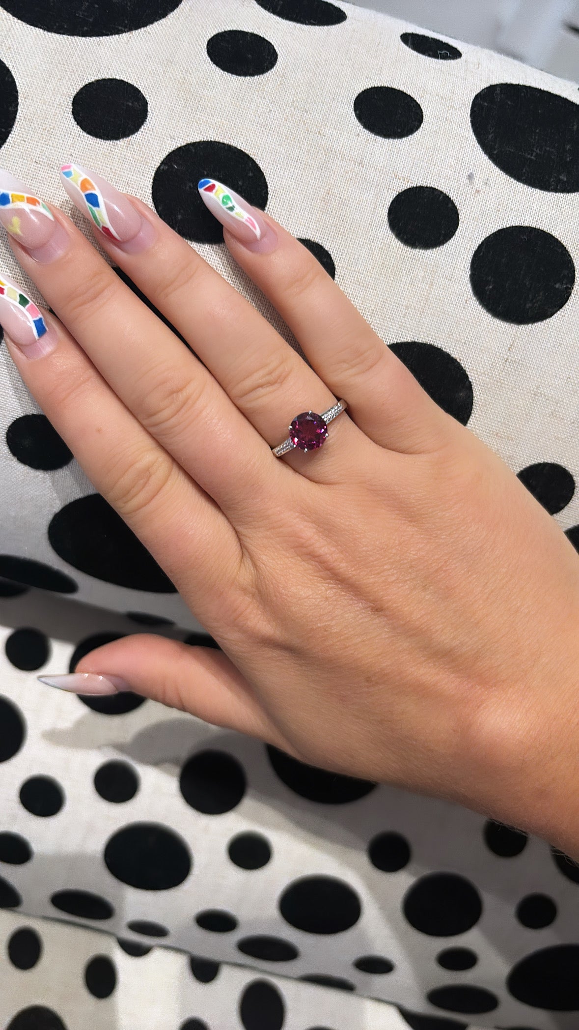 9ct White Gold Rhodolite Garnet Brilliant Cut Diamond Ring
