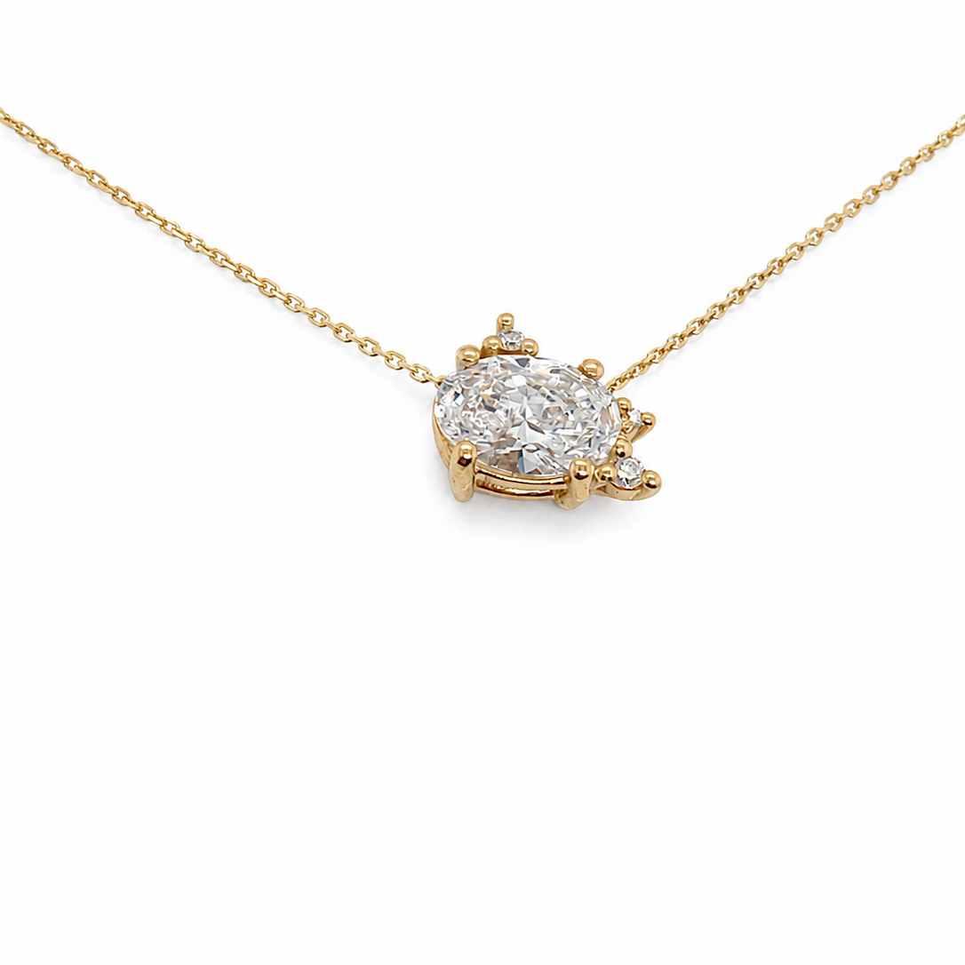 Flowing Nature' Oval cut Diamond Pendant