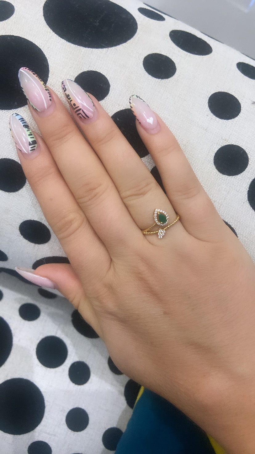 18ct Yellow Gold Emerald and Diamond Leaf Motiff Ring