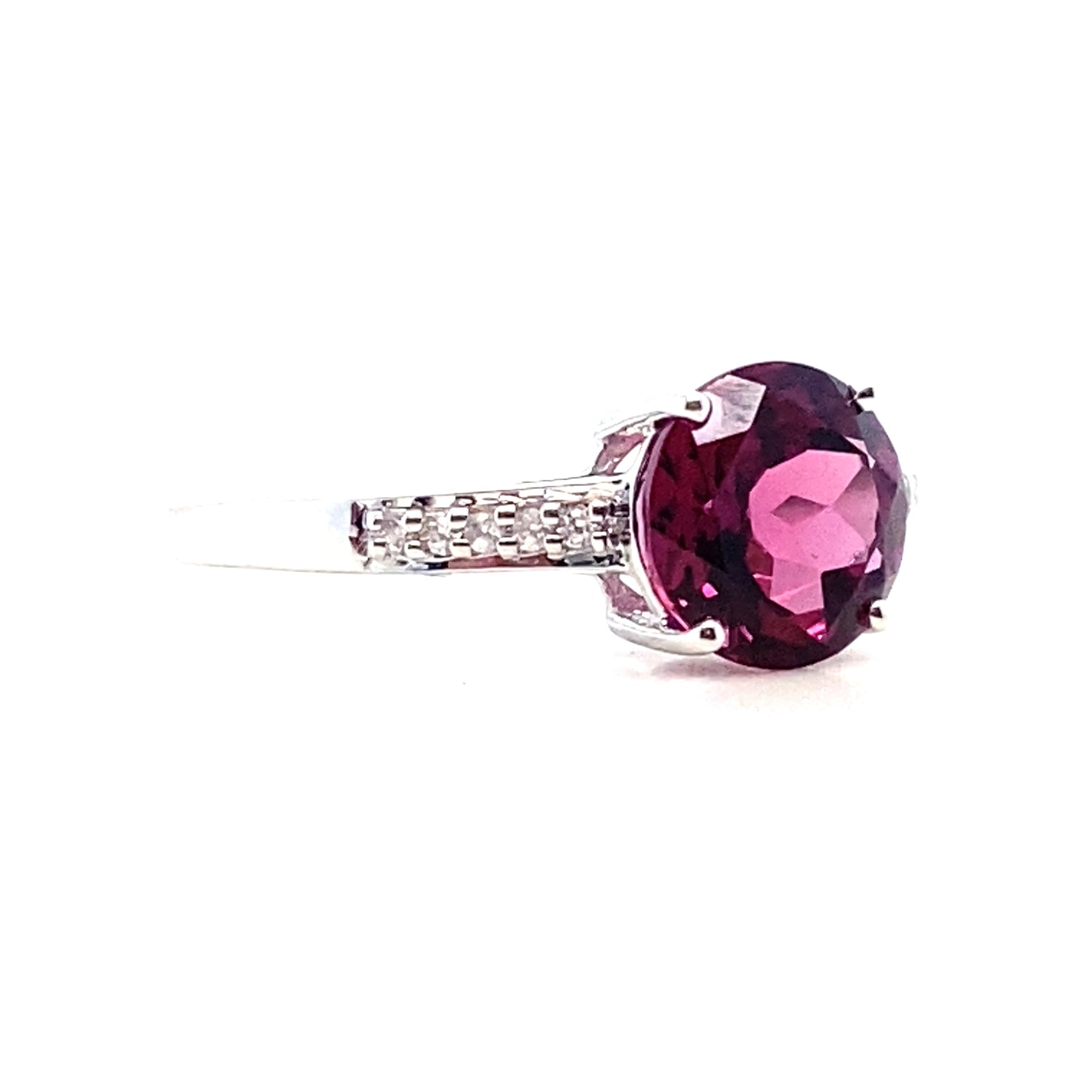 9ct White Gold Rhodolite Garnet Brilliant Cut Diamond Ring