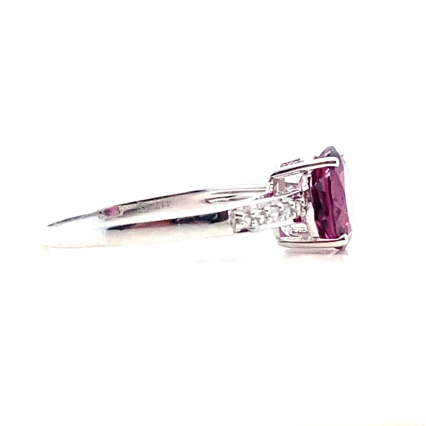9ct White Gold Rhodolite Garnet Brilliant Cut Diamond Ring