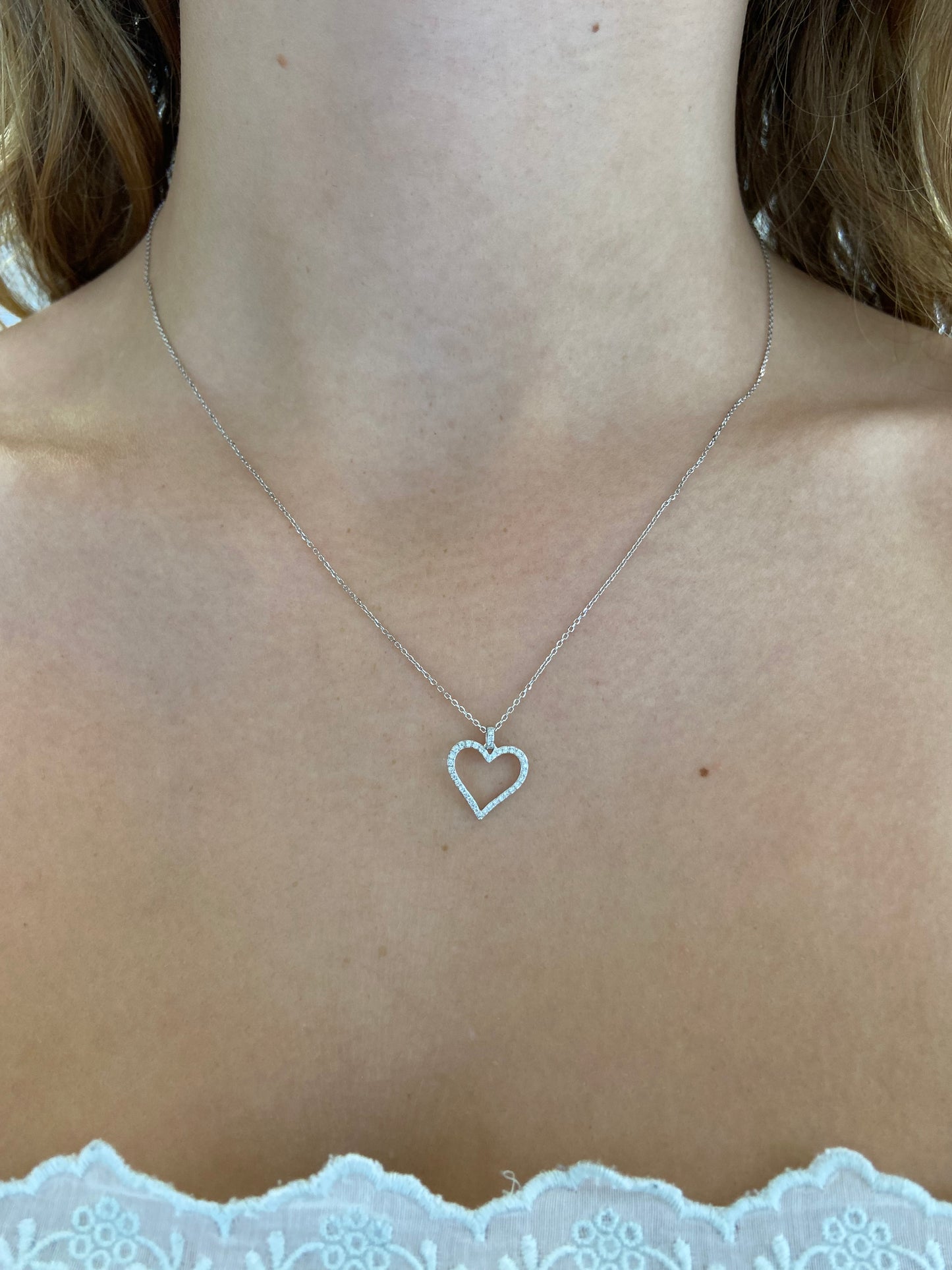 9ct Setting White Gold Diamond Heart Drop Necklace