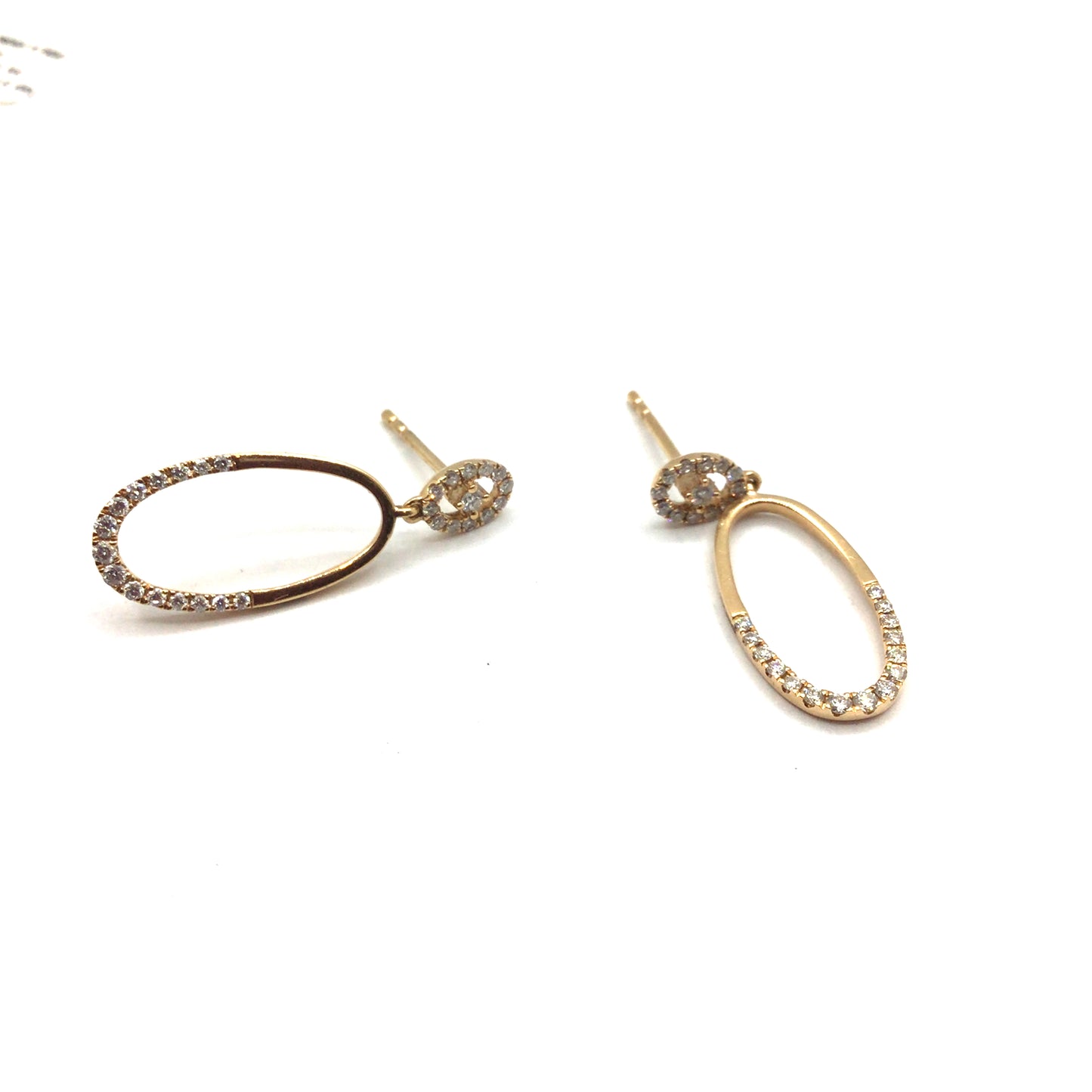 18K RG 56RD 0.45CT HVS DOUBLEBOVALDROP