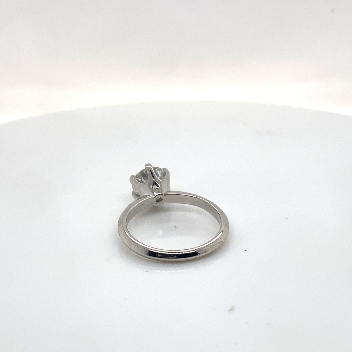 Natural 1.53ct Round Brilliant Cut Diamond Engagement Ring in Platinum
