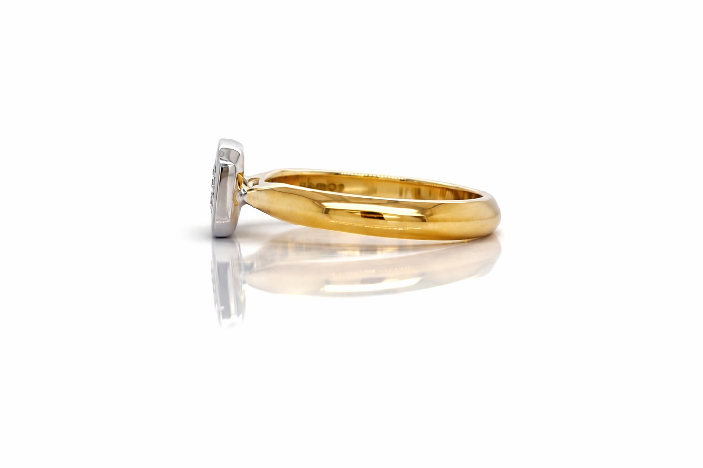Monroe’s 1.01ct Emerald Cut Lab Grown Diamond Bezel Set Ring in 9ct Yellow Gold