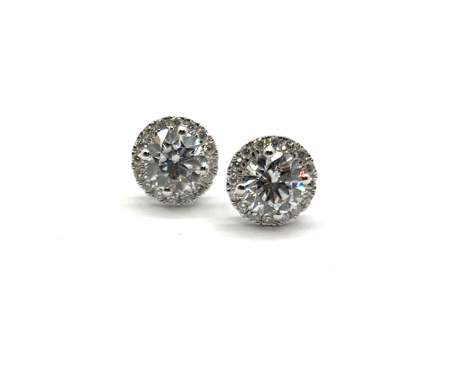 18ct White Gold Round Brilliant 2.01ct Diamond with Halo Stud Earrings