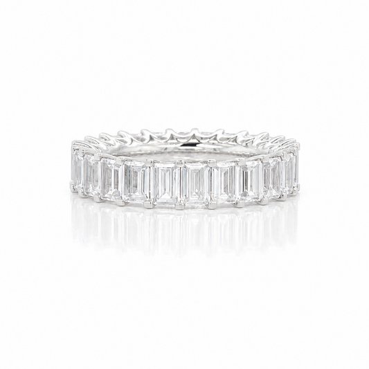 Full Eternity ring in 18ct gold 3.4cts Emerald brilliant Cut Diamonds