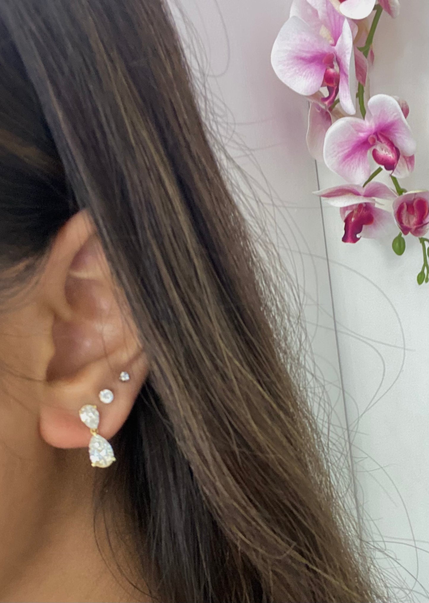 18ct Yellow Gold Pear Drop Earrings
