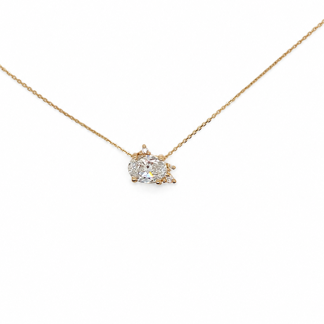 Flowing Nature' Oval cut Diamond Pendant