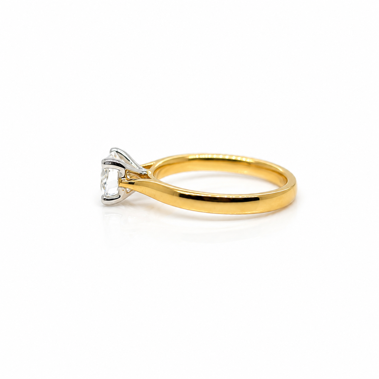 Round Brilliant Cut Diamond Solitaire, 4 Claw Engagement Ring