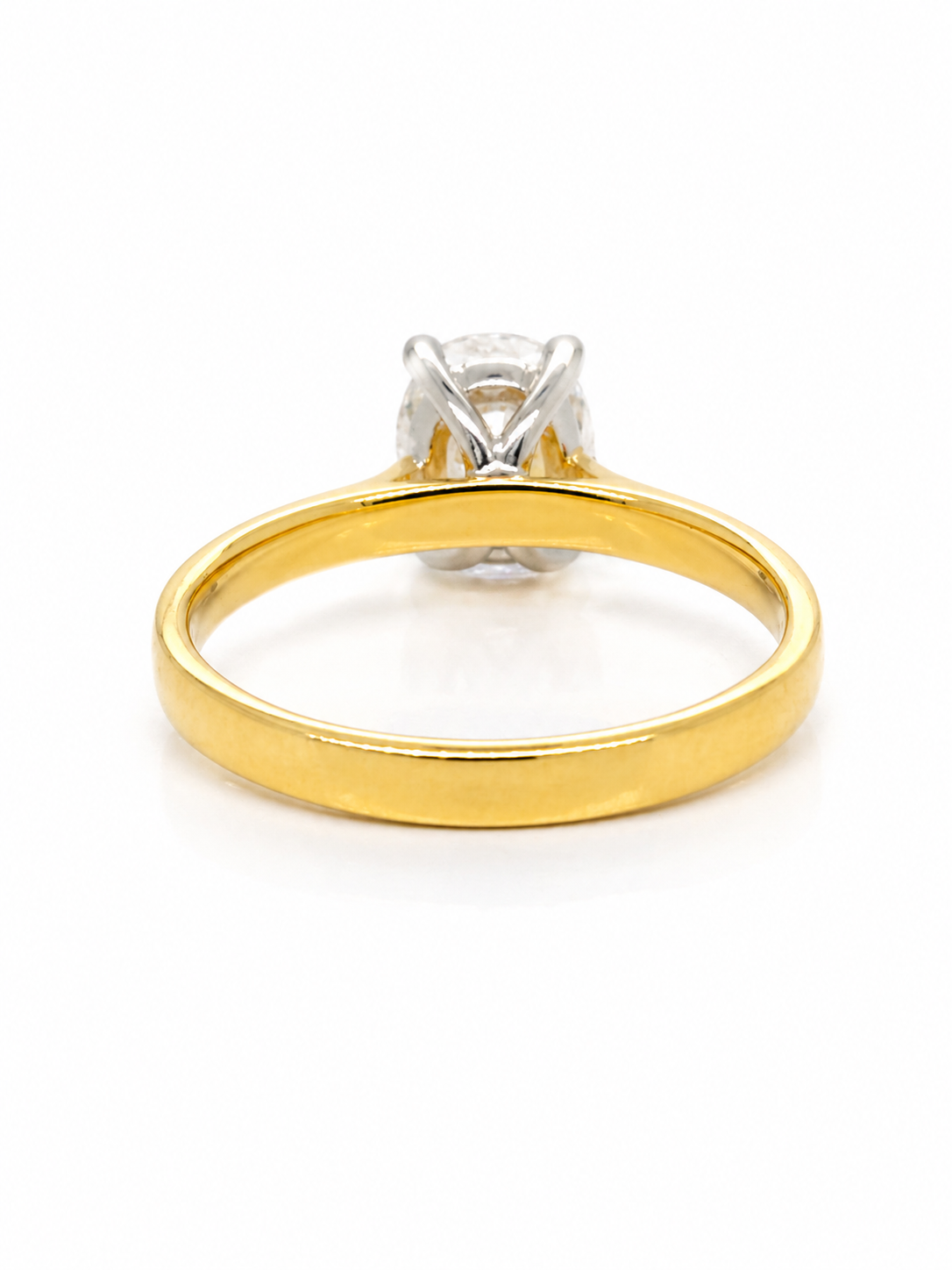 Oval White Diamond Solitare Diamond Engagement Ring
