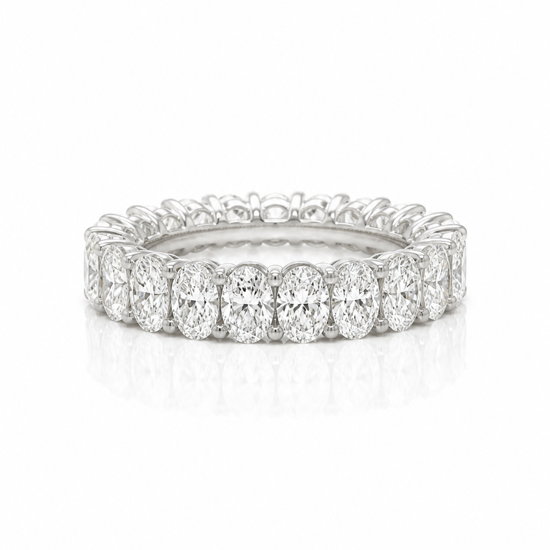 Full Eternity ring in 18ct gold 5.40cts Oval brilliant Cut Diamonds