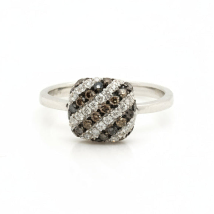18ct White Gold Cushion Shaped, Champagne and White Diamond ring