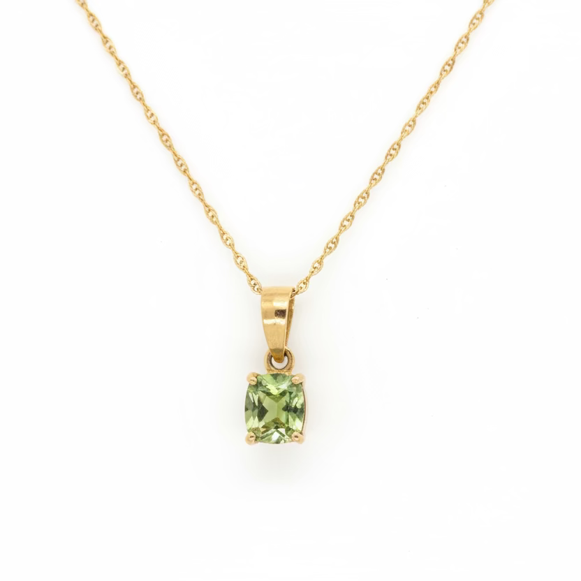 Kenyan Green Garnet 1.6ct Cushion Cut Pendant 18ct Yellow Gold