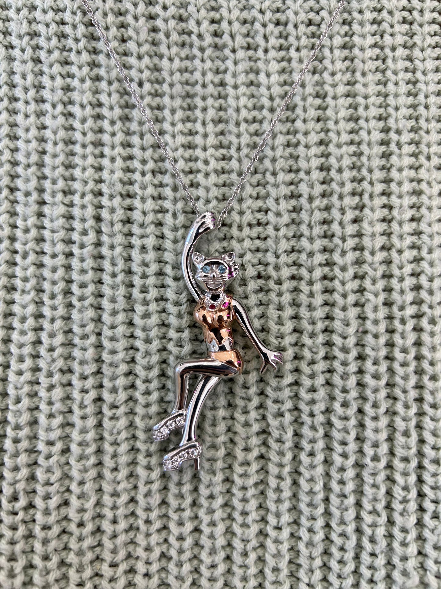 Sterling silver 925 Pin-Up Style Cat Necklace