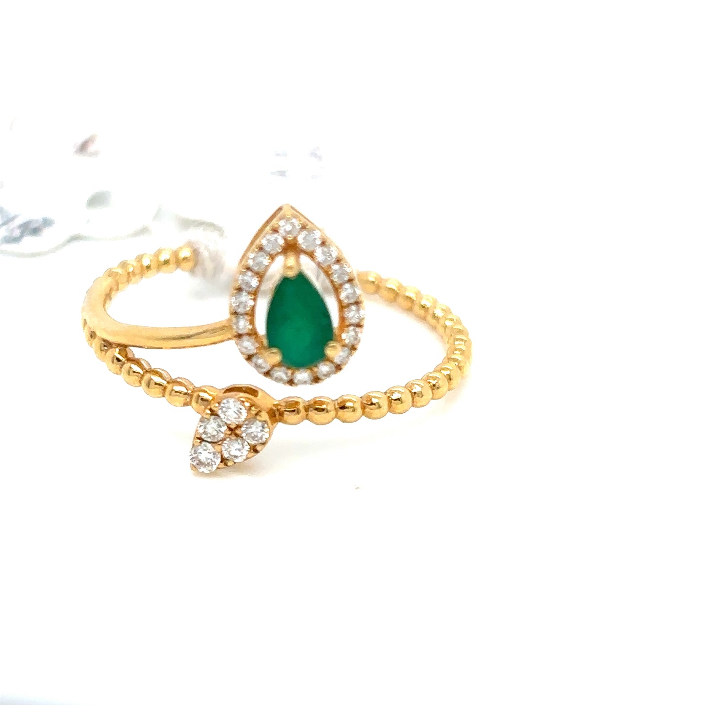 18ct Yellow Gold Emerald and Diamond Leaf Motiff Ring